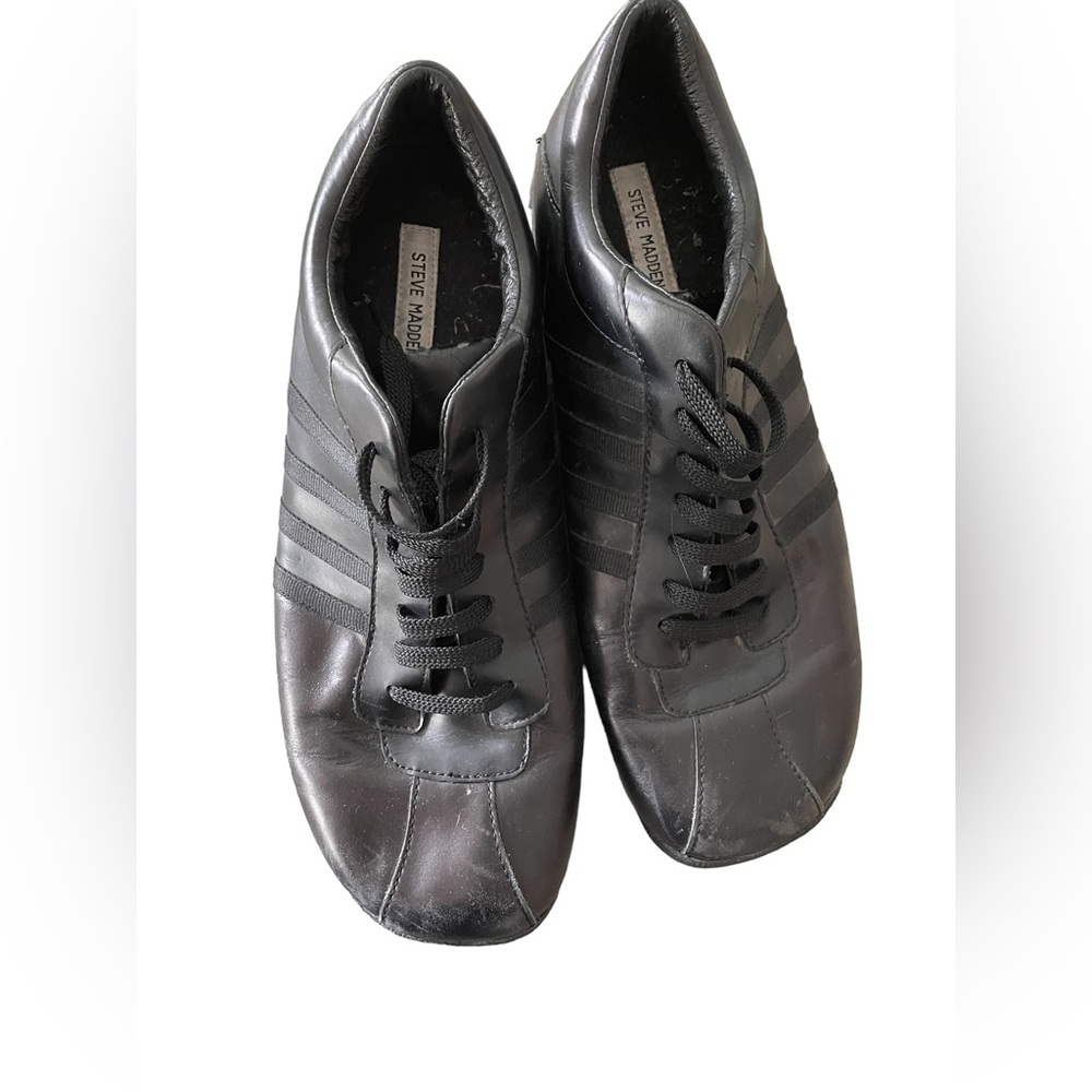 USED—Steve Madden Fashion Sneakers - Men's size 13 Black. - Picture 2 of 6